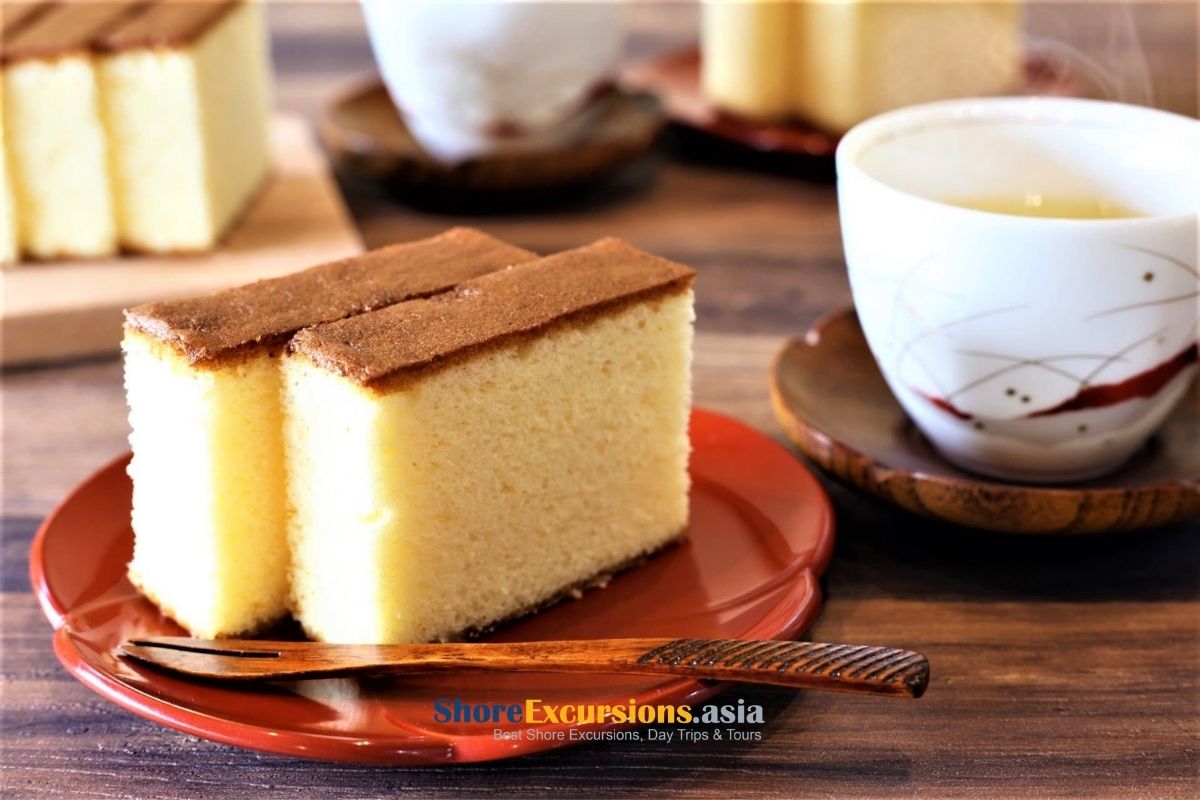 Castella Cake - Best things to eat in Nagasaki
