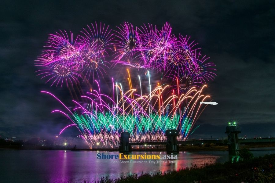 Chofu City Fireworks in September
