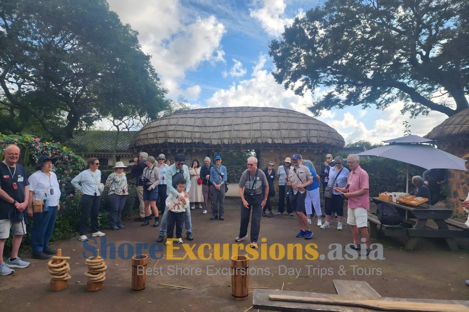 Cultural experience on Korea Shore Excursions