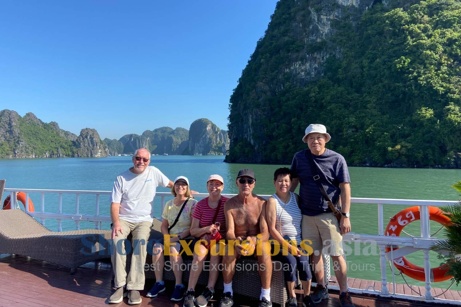 Day Cruises on Halong Bay Shore Excursions