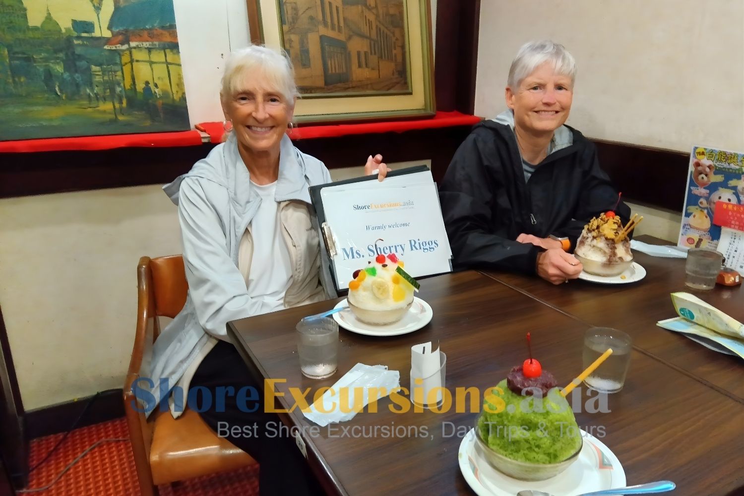 Dining Etiquette on Kagoshima Cruise Excursions