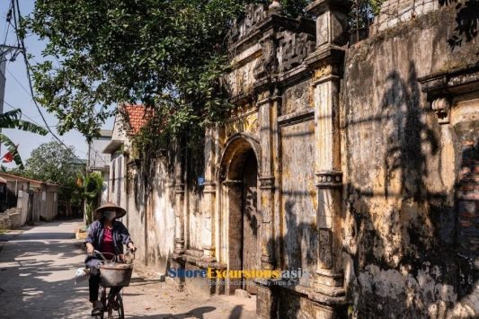 Dong Ngac Ancient Village - Hanoi Excursions