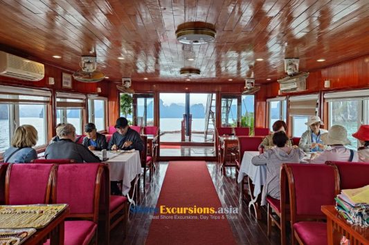 Halong Bay Scenic Cruise & Seafood Lunch - Halong Shore Excursions