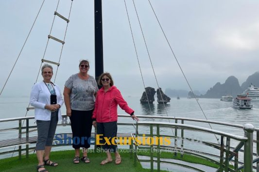 Halong Bay cruise shore excursions
