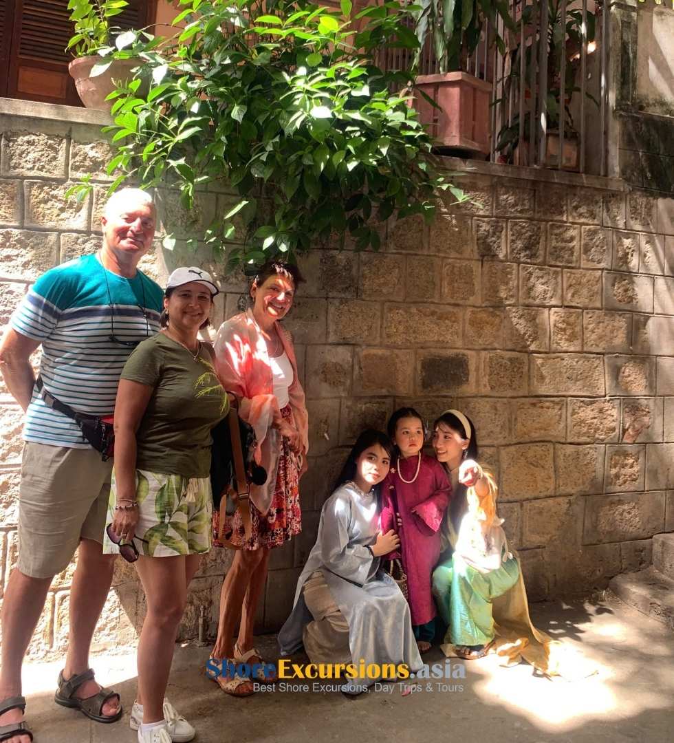 Happy guests on Nha Trang shore tours