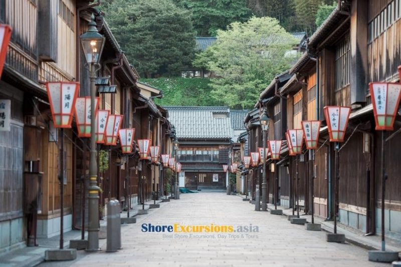 Higashi Chaya-machi District on Kanazawa shore excursions