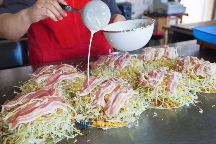 Hiroshima Travel Guide about Local Food