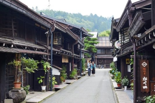 Ikedaya Yasubel Shoten on Toyama Tours