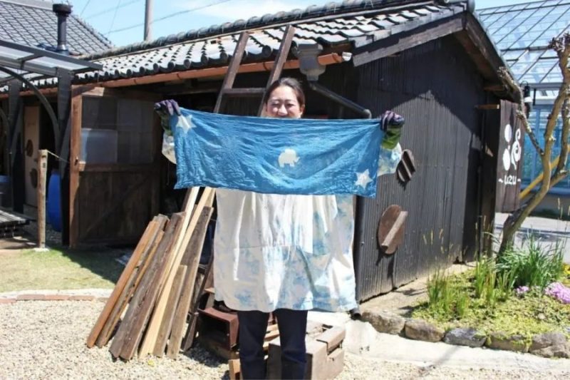 Indigo Dyeing Workshop on Tokushima shore tours
