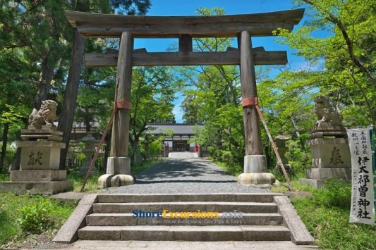 Itakiso Shrine on Wakayama shore excursions