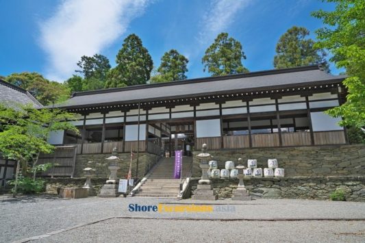 Itakiso Shrine on Wakayama shore tours