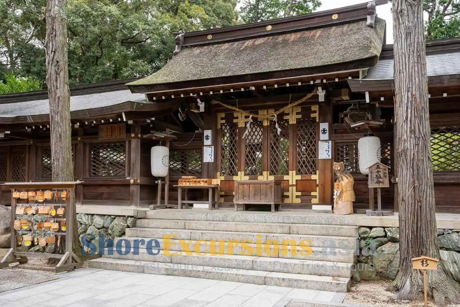 Itakiso-Shrine-on-Wakayama-shore-tours