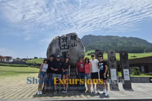 Join Jeju shore excursions in summer