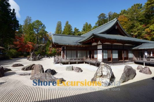 Kongobuji Temple on Wakayama shore excursions