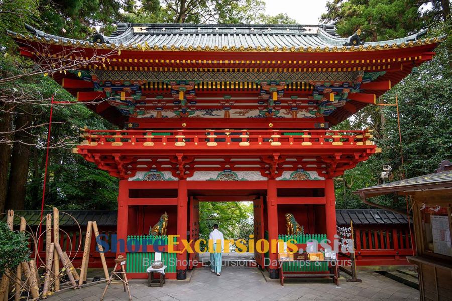Kuno-zan Toshogu Shrine on Shimizu shore excursions