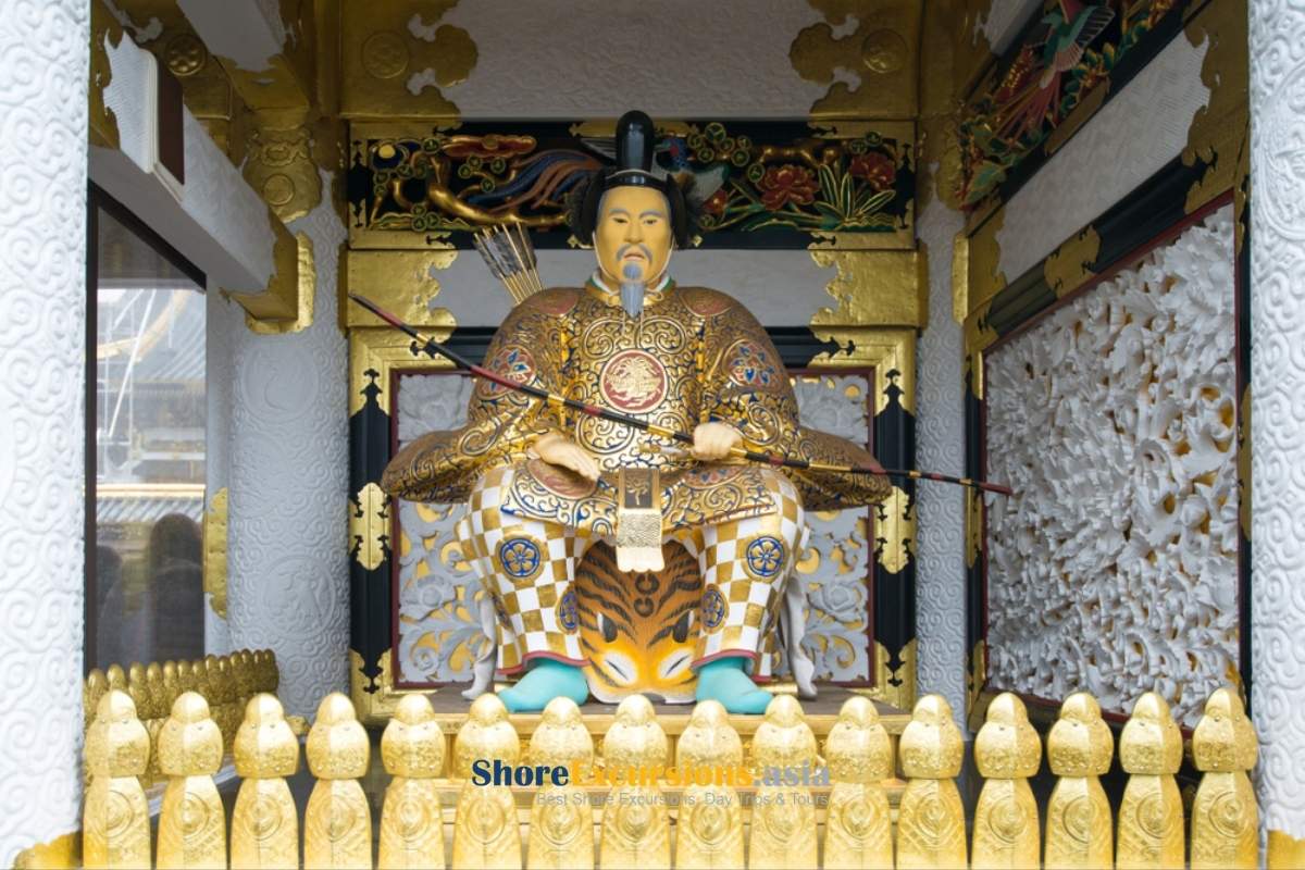 Kunozan Toshogu and Tokugawa Ieyasu - Japan Shore Excursions