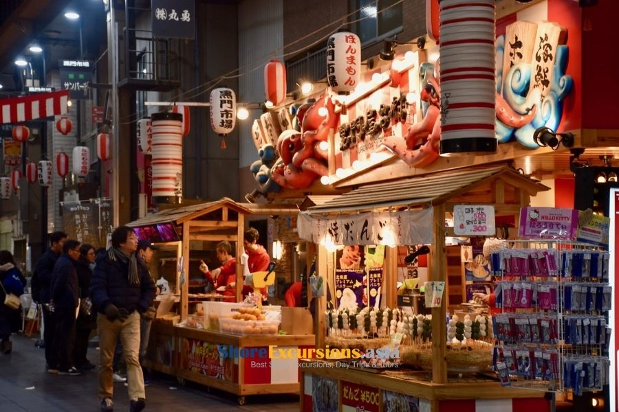 Kuromon Ichiba Market - Osaka travel guide