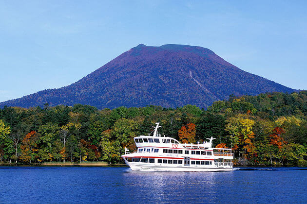 Lake Akan attractions Kushiro shore excursions