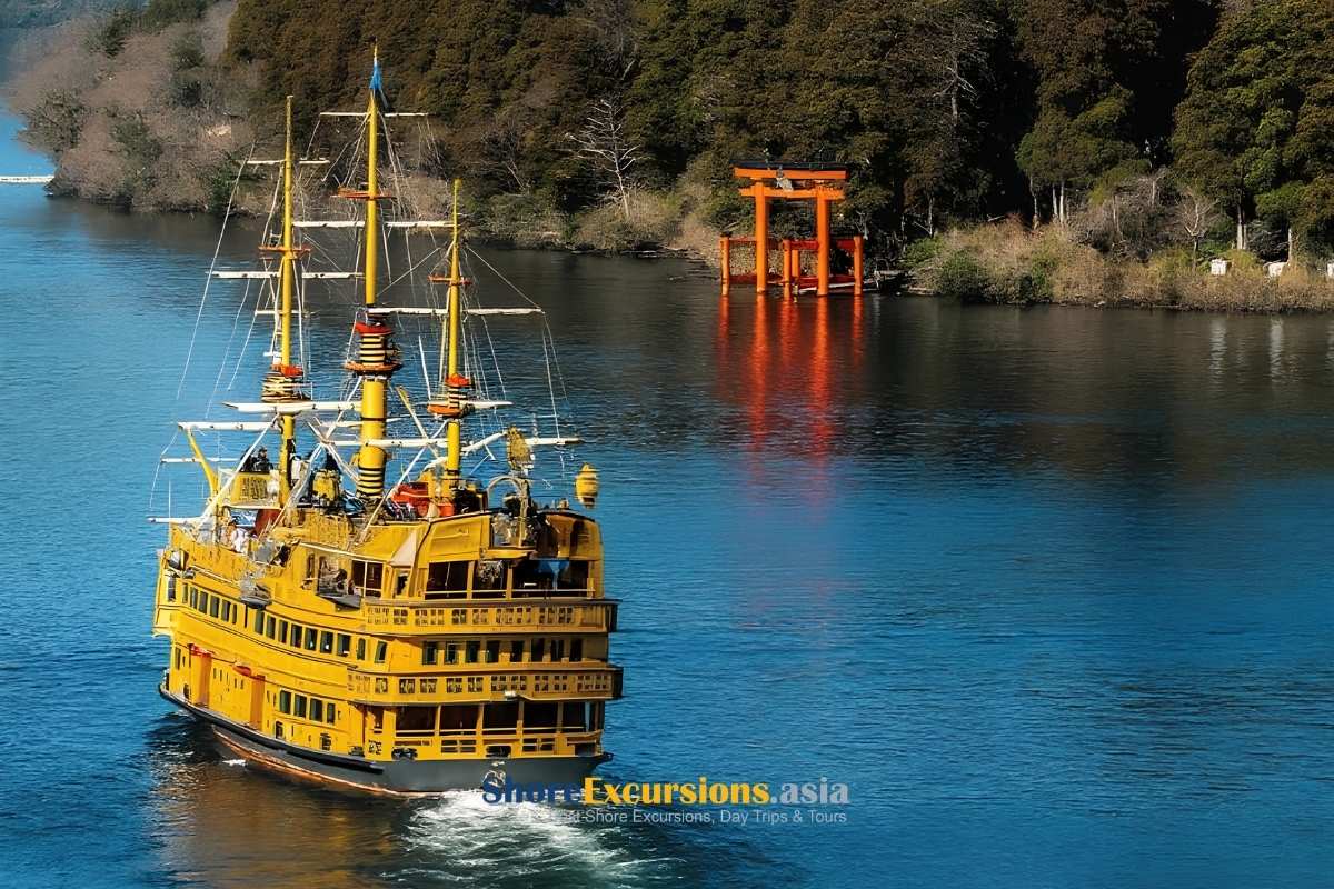 Lake Ashi Sightseeing Cruise - Japan Shore Excursions