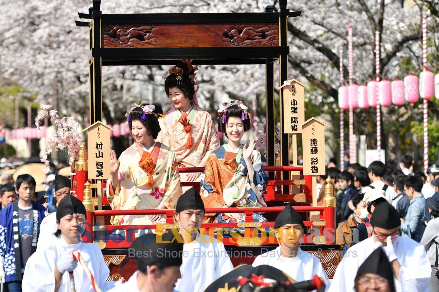 Local festival on Omaezaki cruise tour
