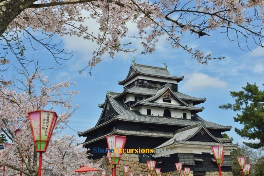 Matsue Castle on Sakaiminato shore excursions