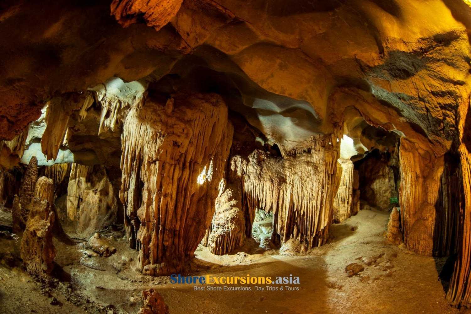 Me Cung Cave - Hidden Gems in Halong Bay