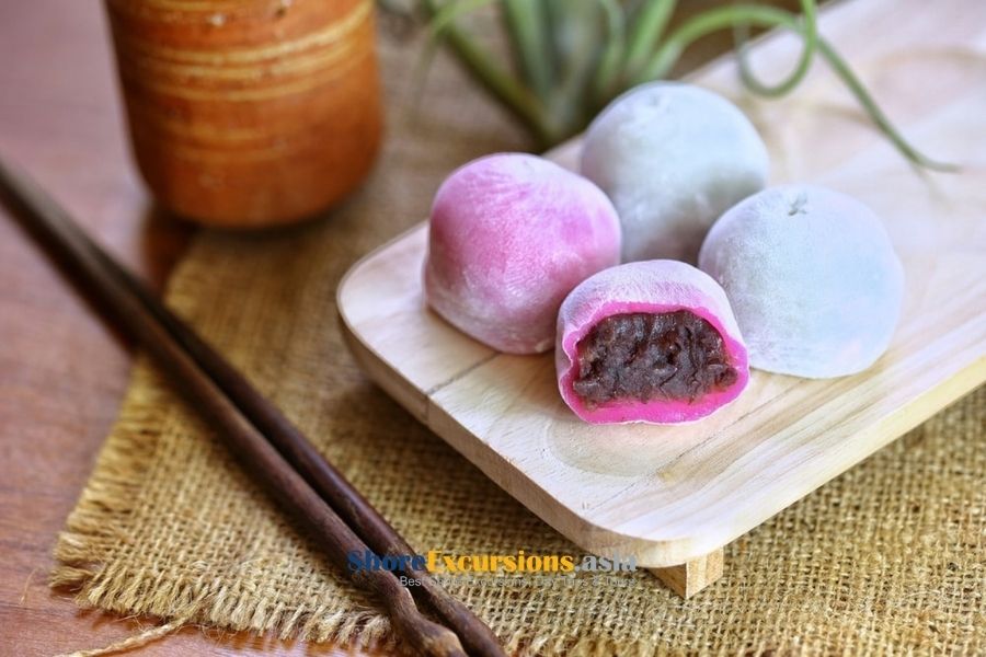 Mochi - famous Japanese traditional food
