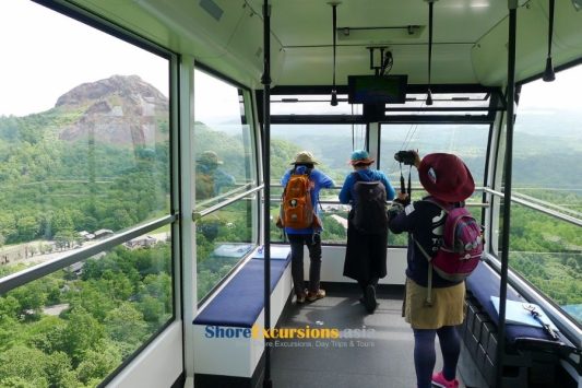 Mt. Usu on Muroran shore excursions