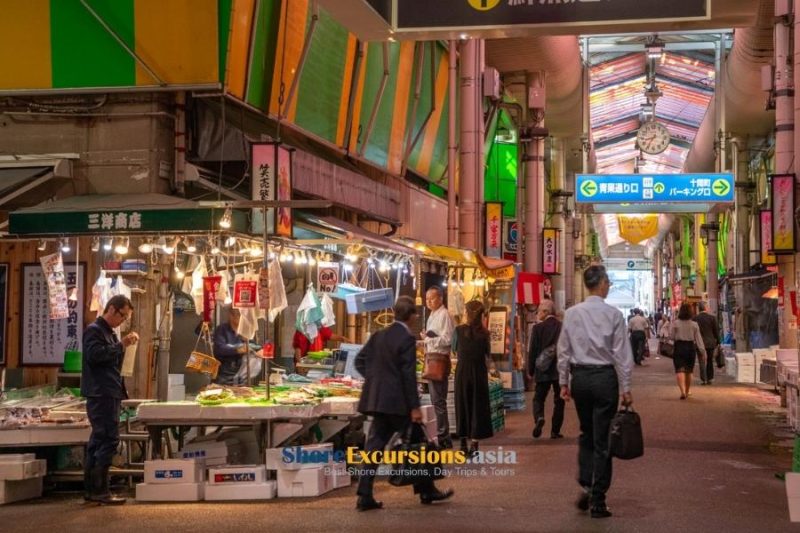 Omi-Cho Market on Kanzawa cruise excursions