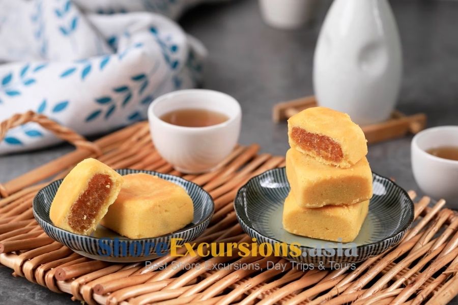 Pineapple Cake - Taiwan excursions from ports