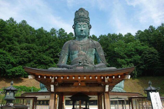 Seiryu-ji Temple attractions Aomori shore excursions