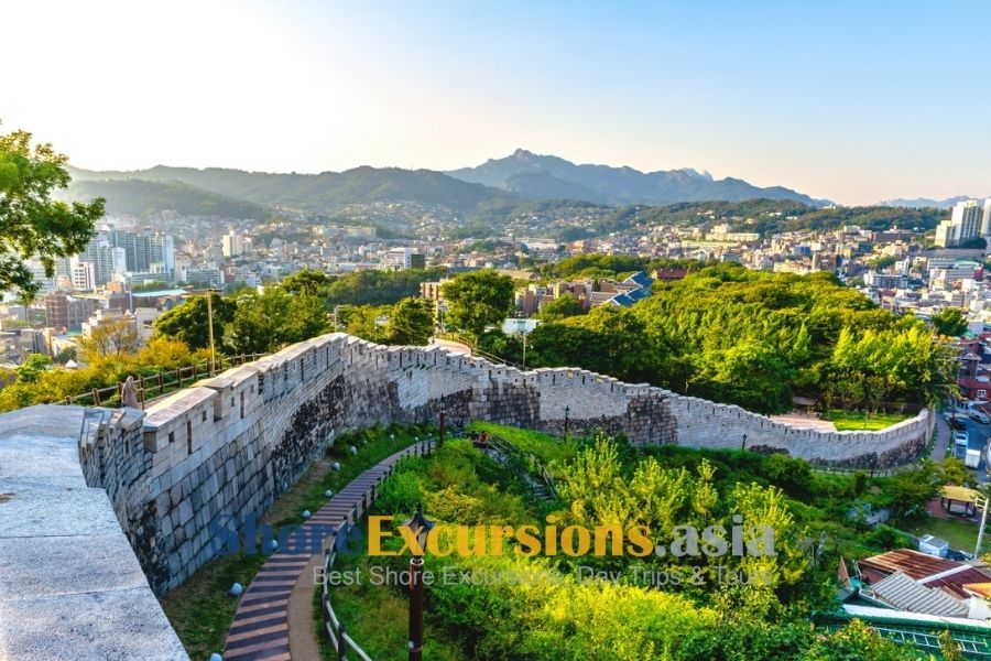 Seoul City Wall on Incheon shore excursions Seoul City Wall on Incheon shore excursions
