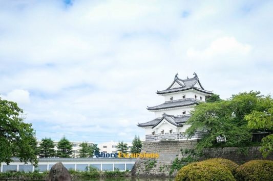 Shibata Castle on Niigata shore excursions