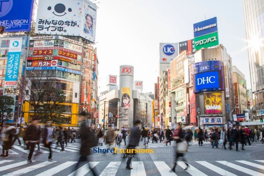 Shibuya Shopping Street on Yokohama cruise excursions