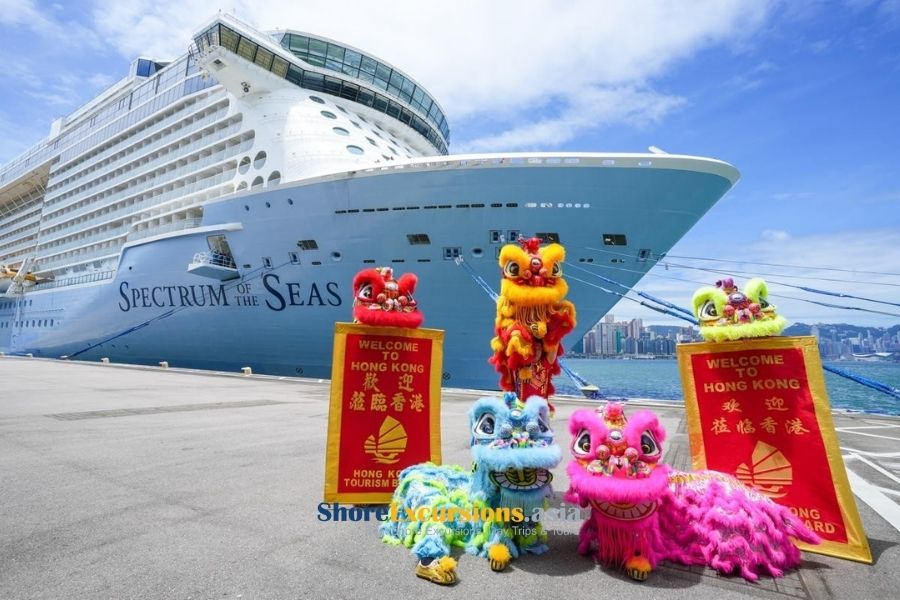 Short cruise tour - Different type of cruise ships