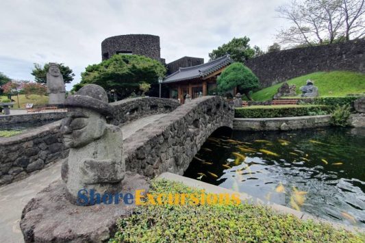 Spirited Garden - Jeju Highlights Tour