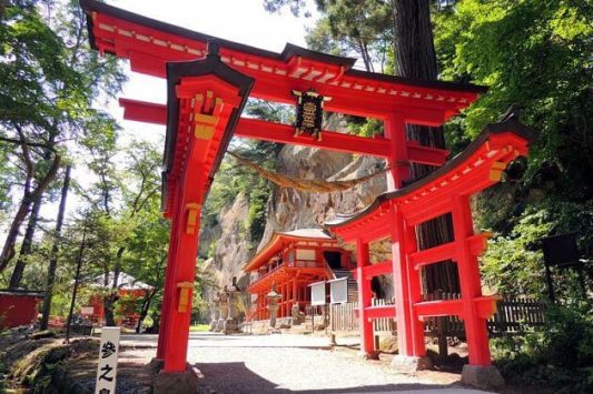 Takkoku no Iwaya Miyako shore excursions