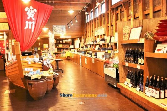 Tanaka Sake Brewery on Otaru shore trips