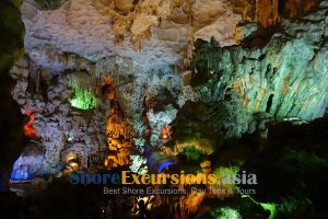 Thien Cung cave - Halong Bay shore excursions