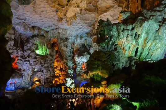 Thien Cung cave - Halong Bay shore excursions
