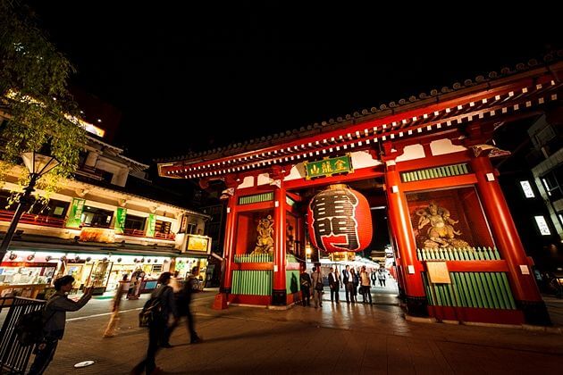 Tokyo Nightlife-Sensoji Temple