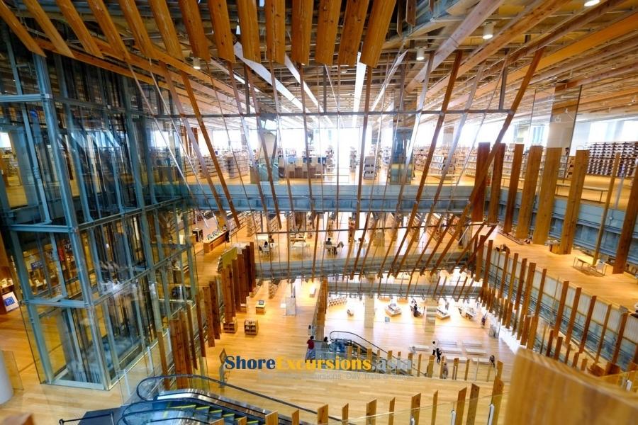 Toyama glass art museum on shore excursions