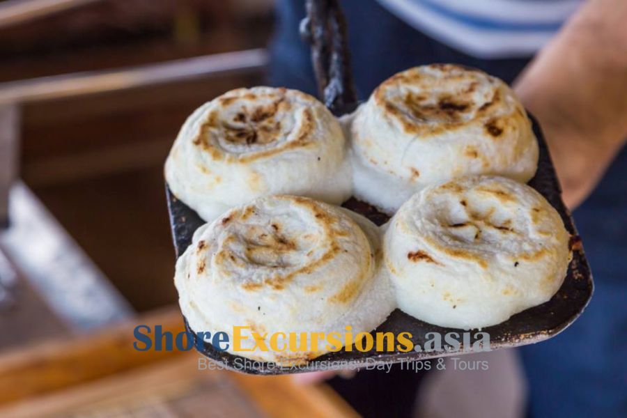 Umegae Mochi on Fukuoka port tours