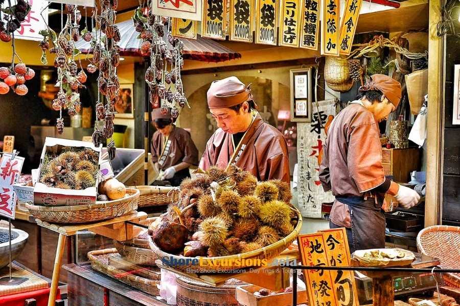 best time to visit Nishiki Market